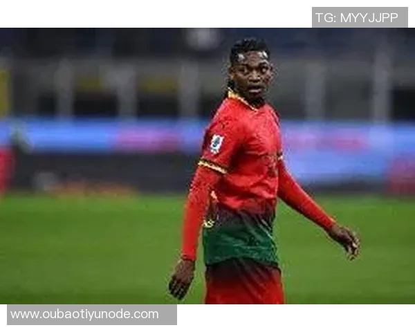 意天空报道莱奥福法纳缺席对阵萨索洛比赛进行单独训练