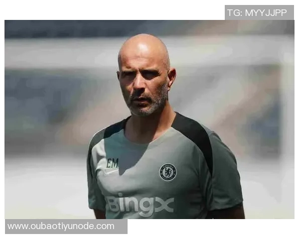 阿达拉比奥尤称赞帕尔默为最佳球员并谈红黄牌问题 阿达拉比奥尤称赞帕尔默为最佳球员并谈红黄牌问题